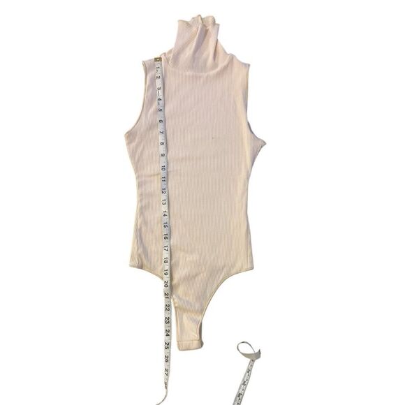 Show Me Your Mumu Turtle Bodysuit size L - Picture 4 of 7